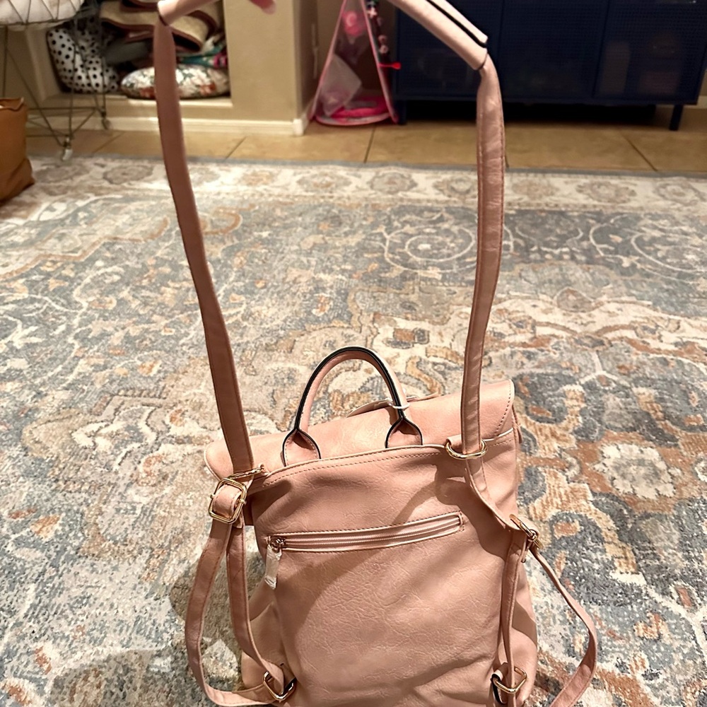 *NWT* Pink Women's Convertible Handbag / Backpack‎ - Picture 2 of 6